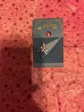Harry Potter Ravenclaw Enamel Pin - Blue and Gold